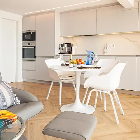 Sohosuites Gloria Mar Apartment