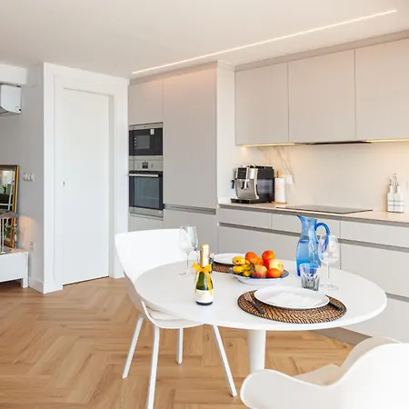 Apartment Sohosuites Gloria Mar